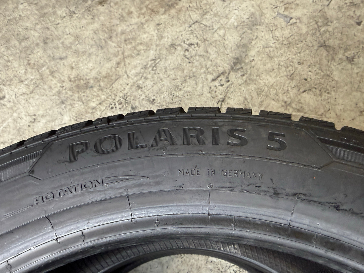 Usato: 2 Gomme 245/45R19 102V XL Barum Invernali 85% residui