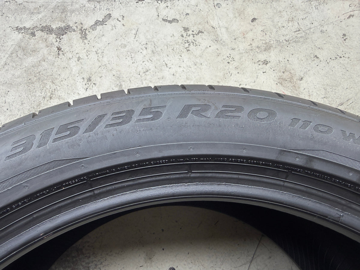 Usato: 2 Pneumatici Pirelli P Zero PZ4 315/35R20 110W XL (*) Run Flat Estivi 85% Residui