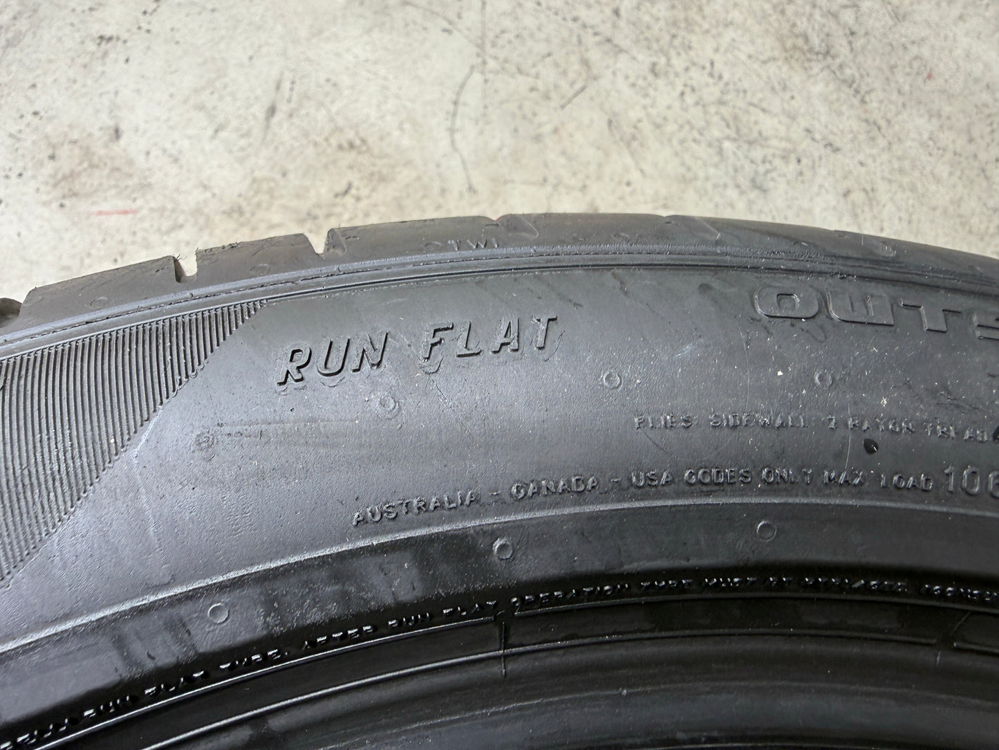 Usato: 2 Pneumatici Pirelli P Zero PZ4 315/35R20 110W XL (*) Run Flat Estivi 85% Residui