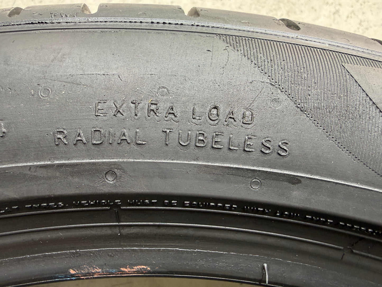 Usato: 2 Pneumatici Pirelli P Zero PZ4 315/35R20 110W XL (*) Run Flat Estivi 85% Residui