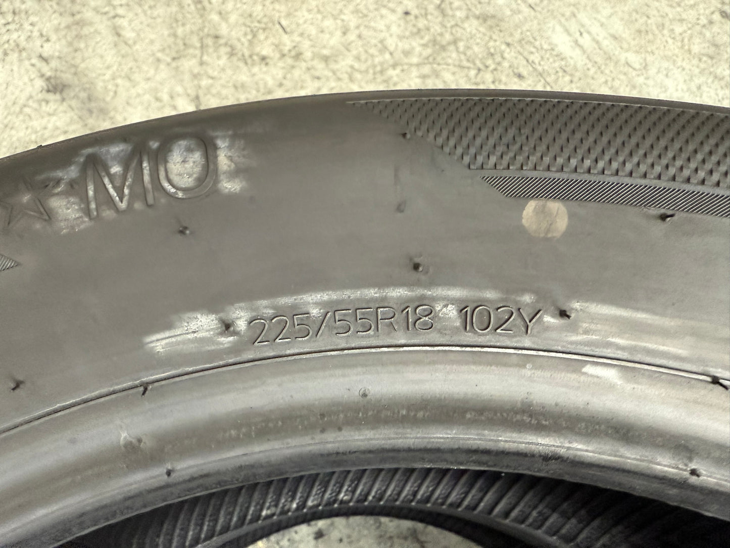 Usato: 2 Gomme 225/55R18 102Y XL Hankook Estive 95% residui