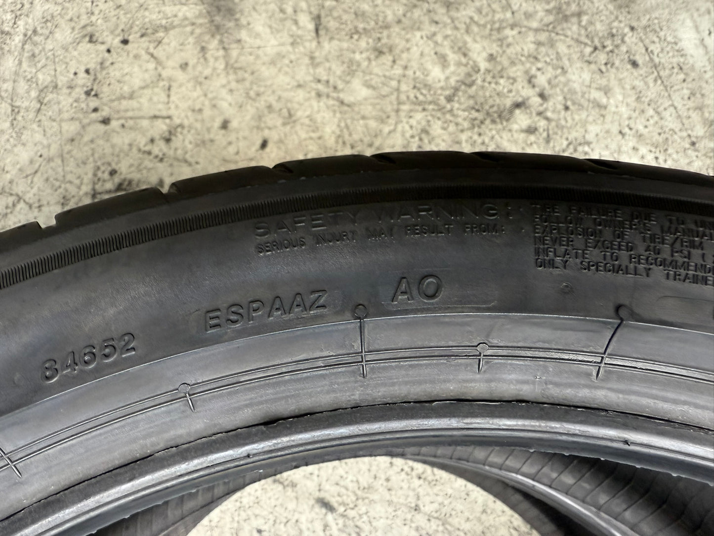 Usato: 2 Gomme 255/40R20 101Y XL Bridgestone Estive 90% residui