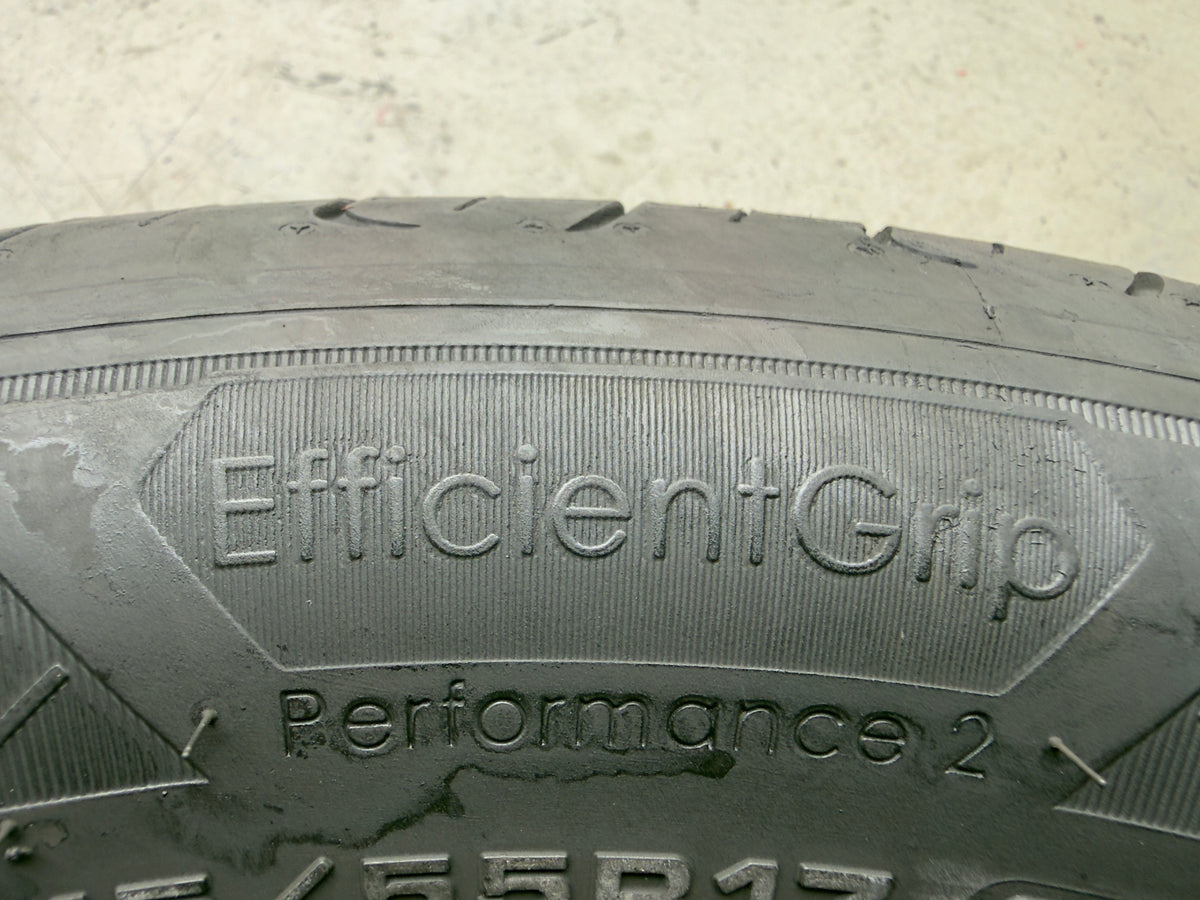 Usato: 2 Pneumatici Goodyear EfficientGrip Performance 2 215/55R17 98W Estivi 90% Residui