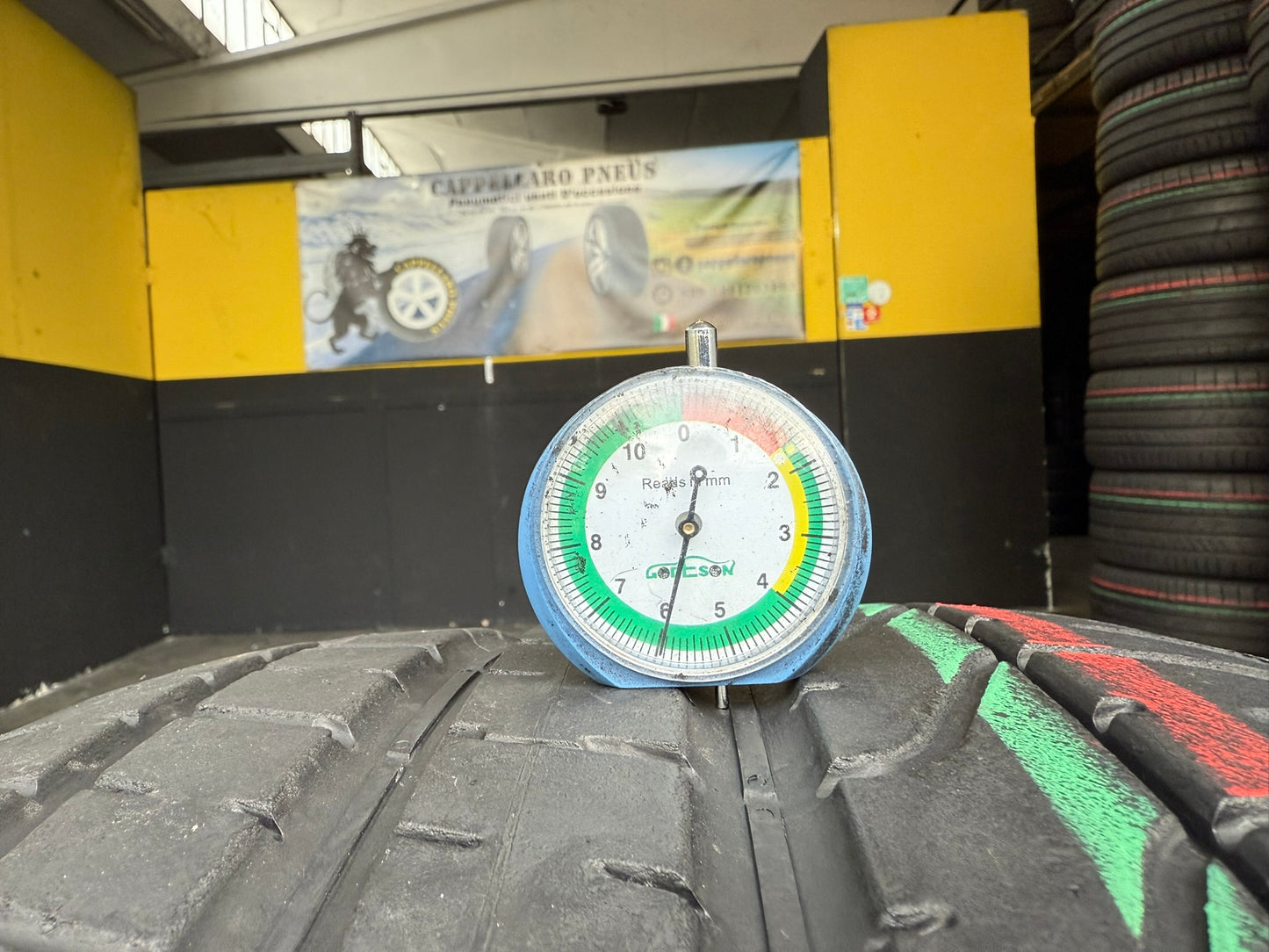 Usato: 2 Gomme 285/40R21 109Y XL Pirelli Estive 90% Residuo