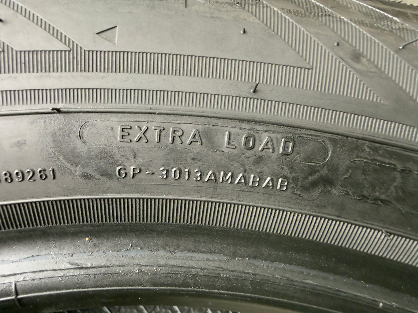 Usato: 2 Pneumatici Goodyear EfficientGrip 2 SUV 235/60R18 107V XL Estivi 90% Residui