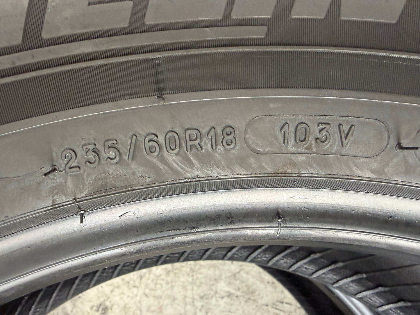 Usato: 2 Pneumatici Michelin Latitude Sport 3 235/60R18 103V AO Estivi 85% Residui