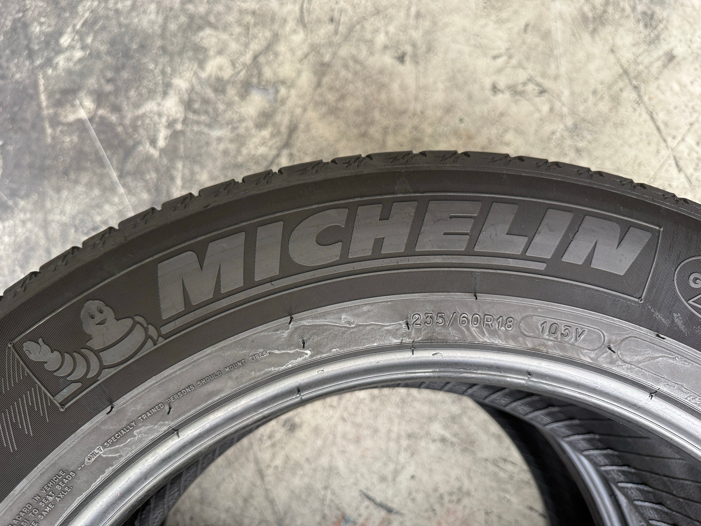 Usato: 2 Pneumatici Michelin Latitude Sport 3 235/60R18 103V AO Estivi 85% Residui