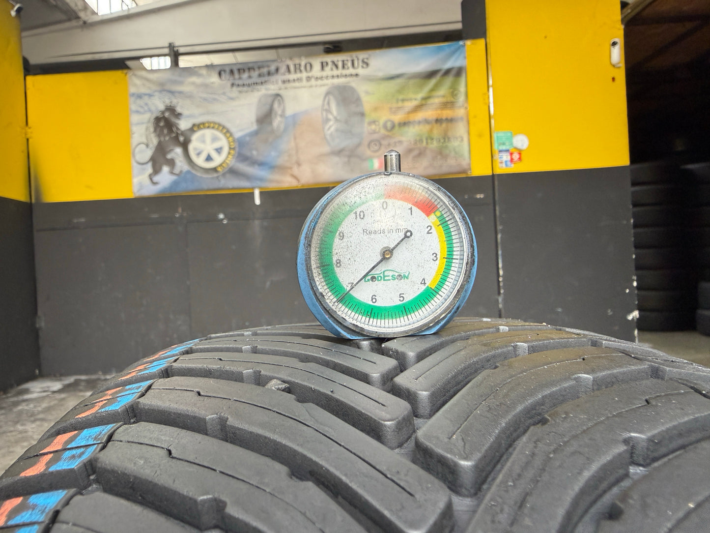 Usato: 2 Pneumatici Bridgestone Turanza All Season 6 215/65R17 103V XL 3PMSF Enliten EVR 4 Stagioni 95% Residui