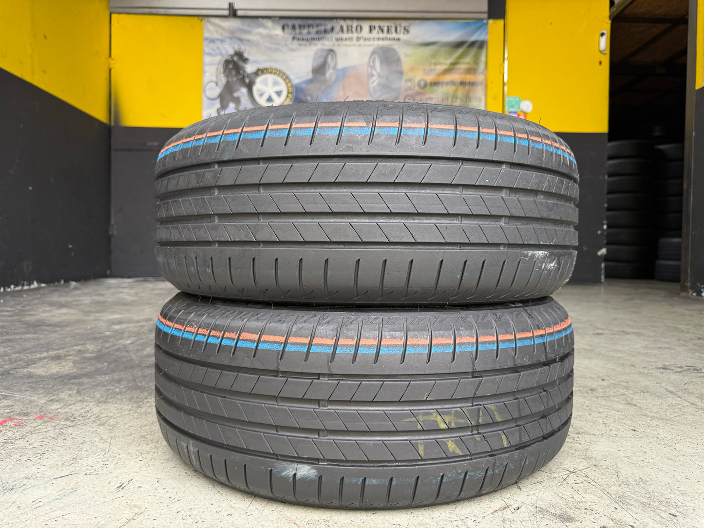Usato: 2 Pneumatici Bridgestone Turanza T005 225/50R18 99W XL (*) BMW Run Flat Estivi 90% Residui