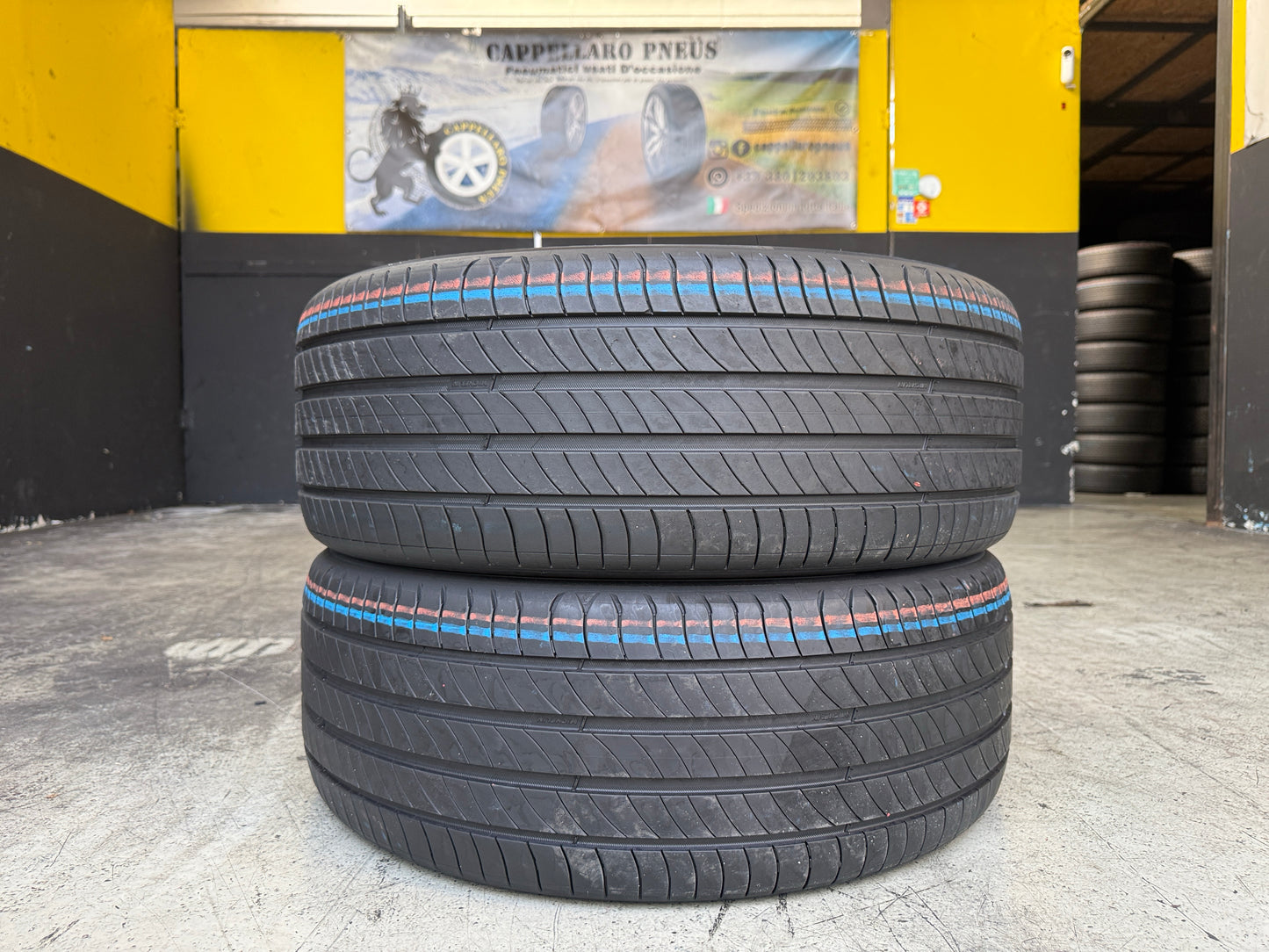 Usato: 2 Pneumatici Michelin e.Primacy 235/45R20 100V XL R Estivi 90% Residui