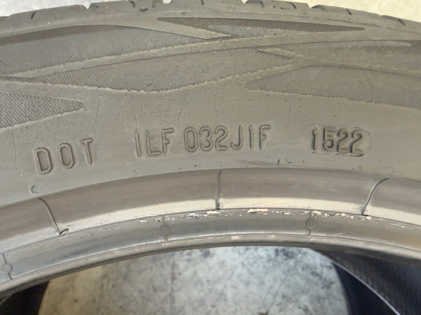Usato: 2 Pneumatici Continental EcoContact 6 235/45R20 100V XL FR EVc Estivi 85% Residui