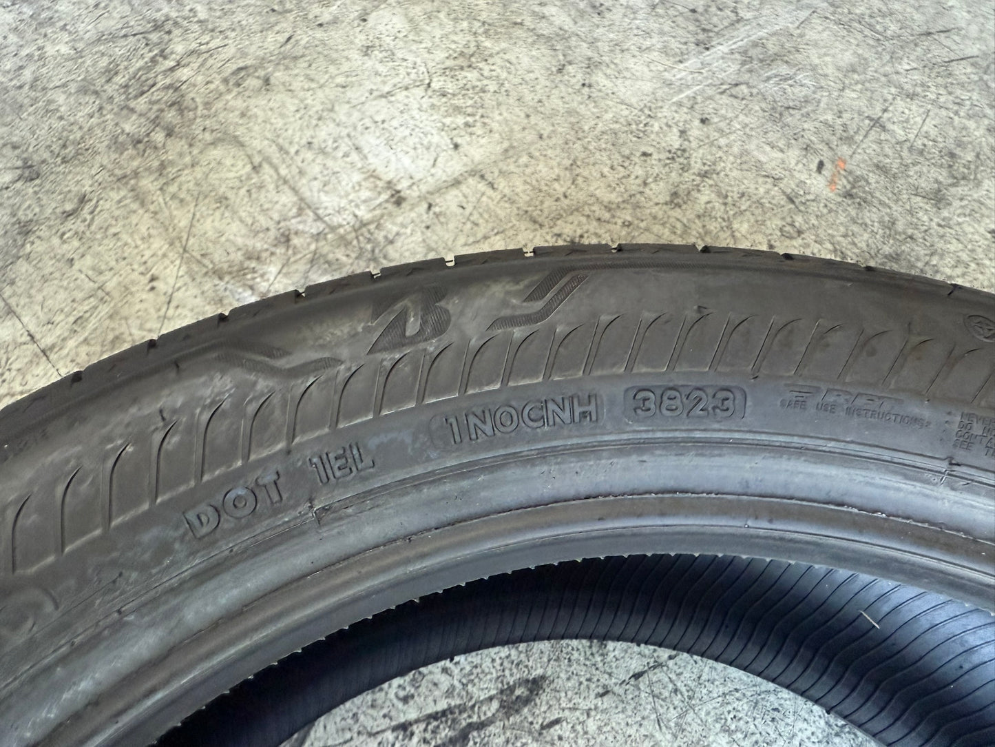 Usato: 1 Gomma 225/50R18 95V Bridgestone RFT Estiva 99% residui