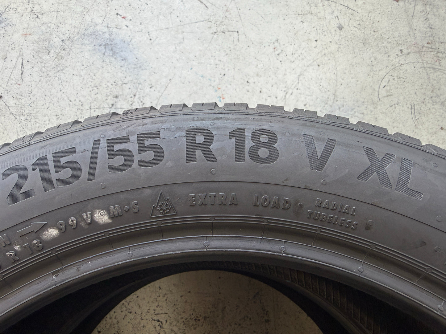 Usato: 2 Pneumatici Continental AllSeasonContact 215/55R18 99V XL 4 Stagioni 90% Residui