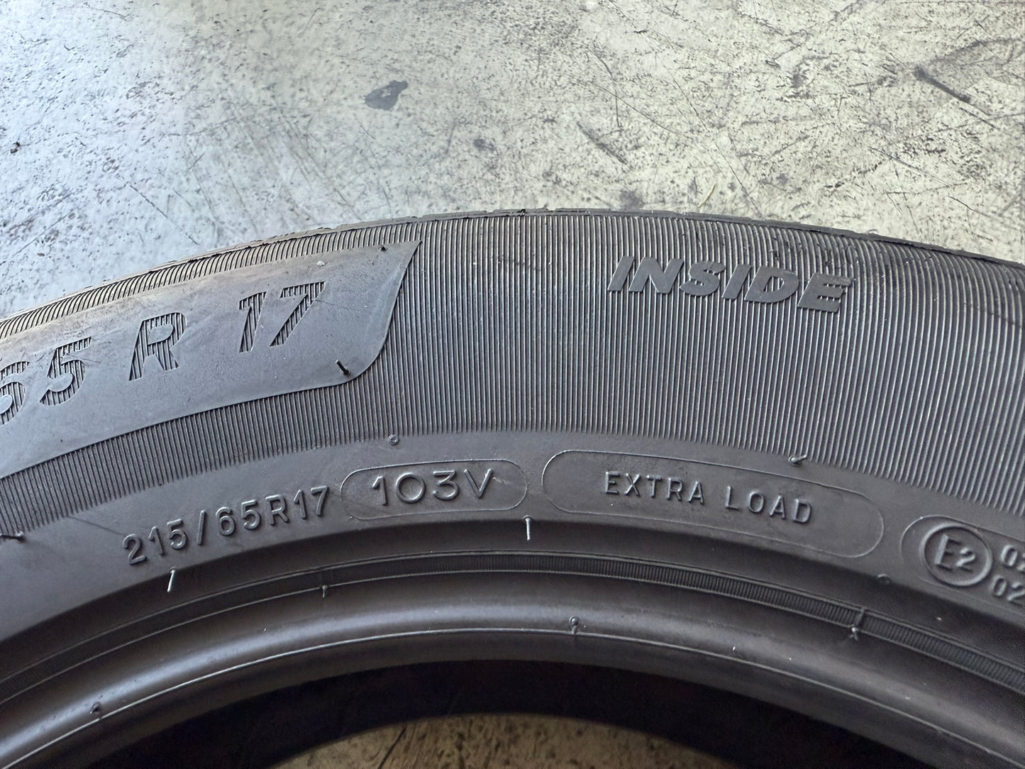 Usato: 1 Gomma 215/65R17 103V XL Michelin Estiva 90% residui