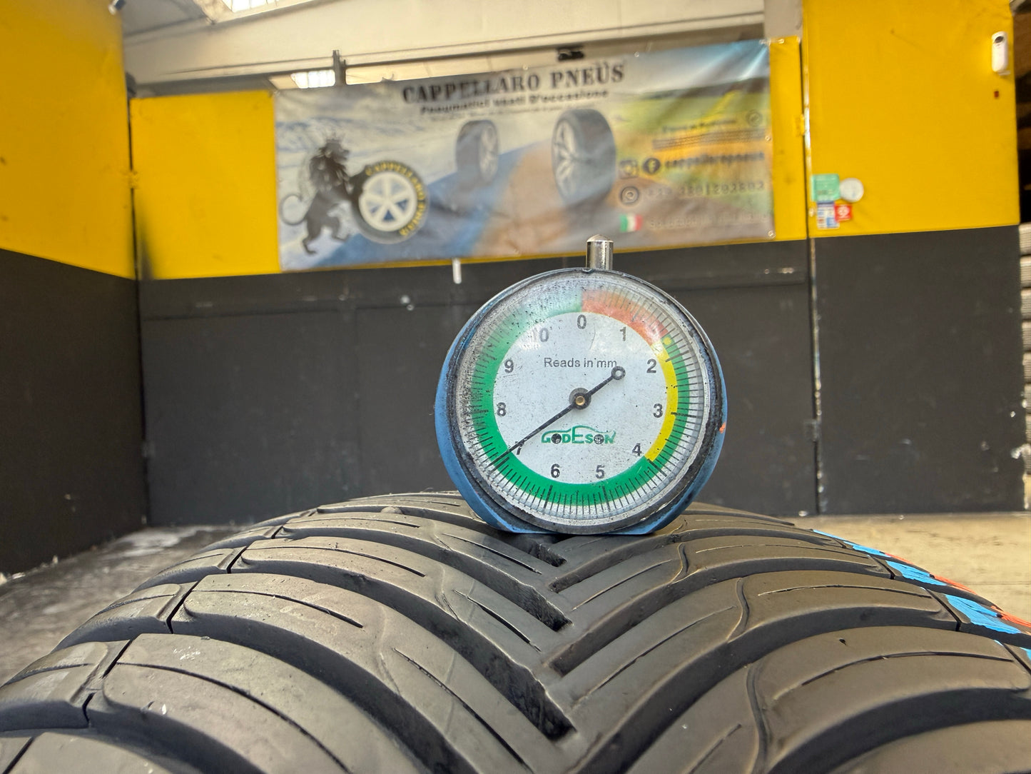 Usato: 2 Pneumatici Kleber Quadraxer 3 195/55R20 95H XL 4 Stagioni 95% Residui