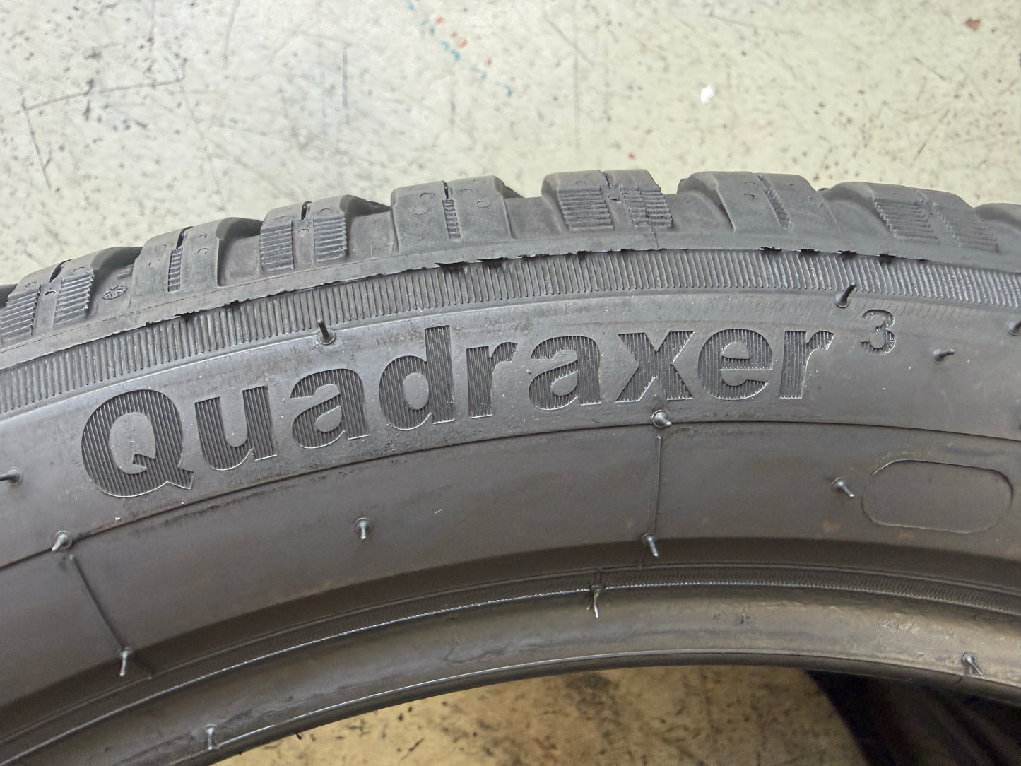 Usato: 2 Pneumatici Kleber Quadraxer 3 195/55R20 95H XL 4 Stagioni 95% Residui