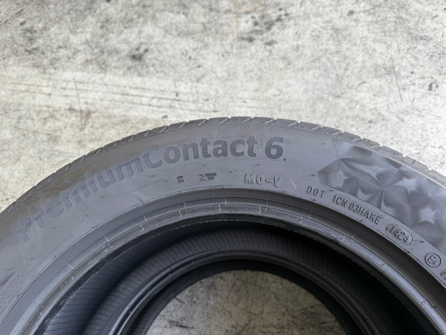 Usato: 2 Gomme 235/55R17 103W XL Continental Estive 55% residui