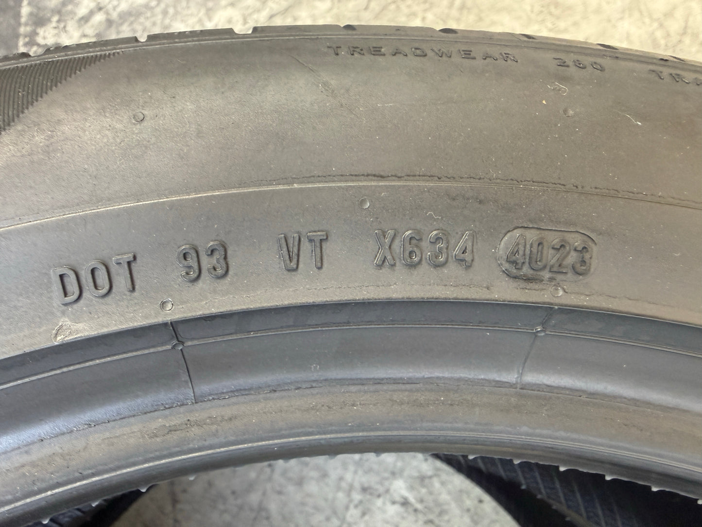 Usato: 2 Pneumatici Pirelli P Zero PZ4 235/50R20 104Y XL J LR Estivi 85% Residui