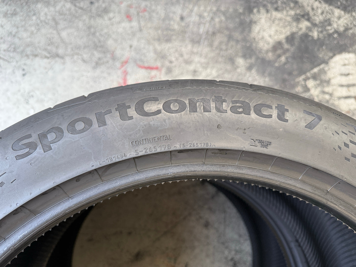 Usato: 2 Pneumatici Continental SportContact 7 285/40R20 108Y XL FR EVc Estivi 80% Residui