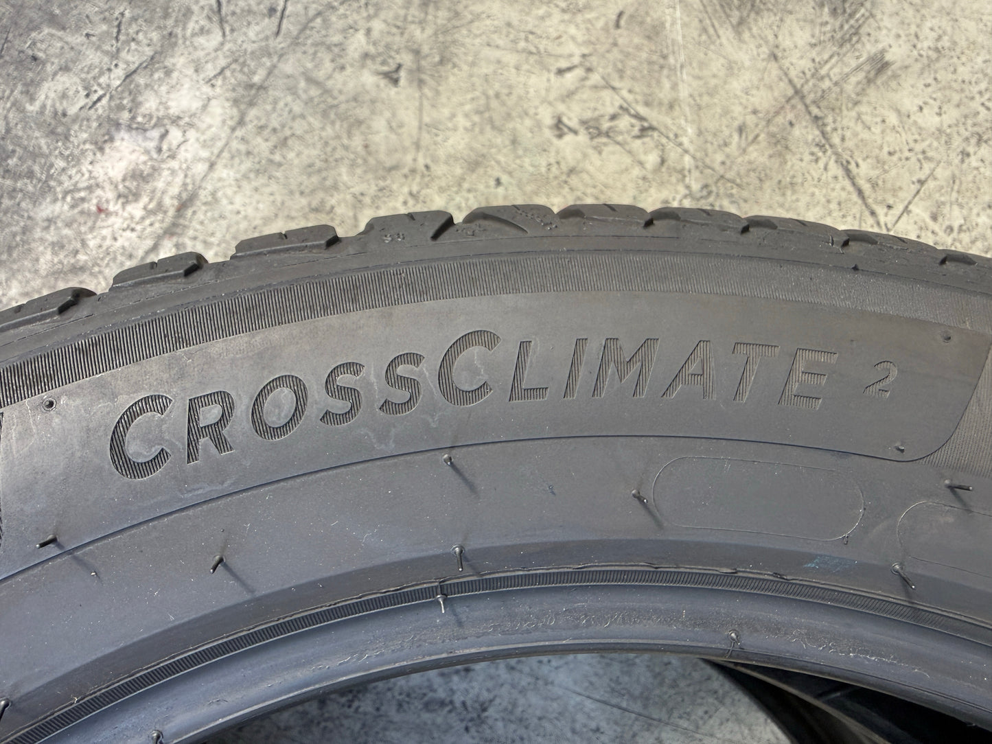 Usato: 2 Pneumatici Michelin CrossClimate 2 195/60R18 96H XL 4 Stagioni 85% Residui