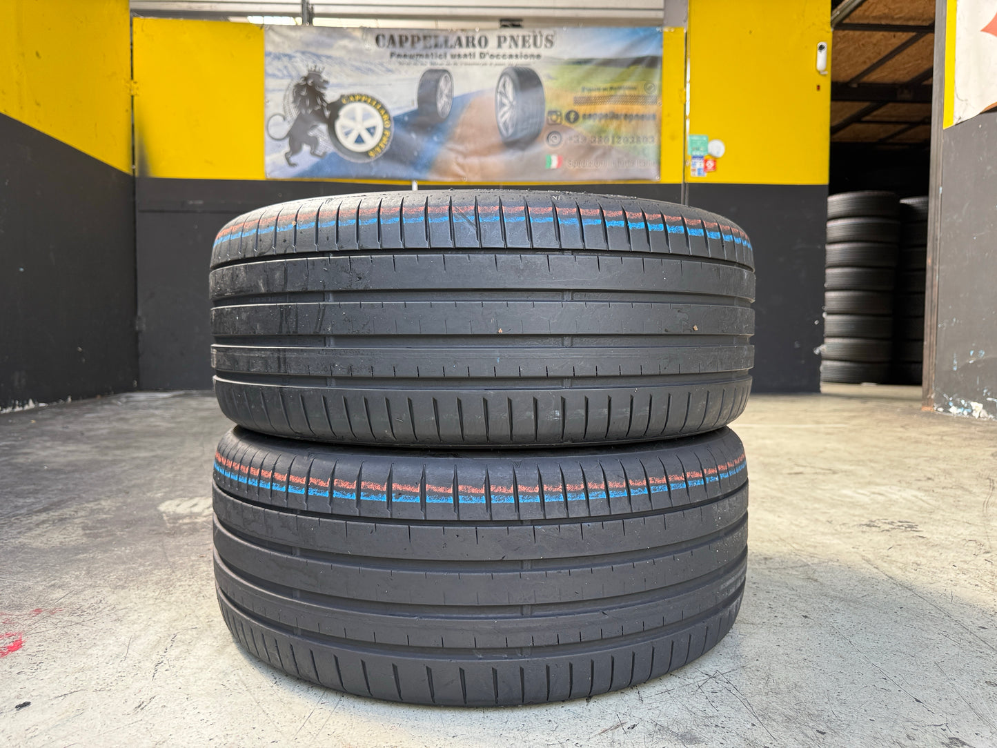 Usato: 2 Pneumatici Falken Azenis FK520 255/45R20 105Y XL Estivi 90% Residui