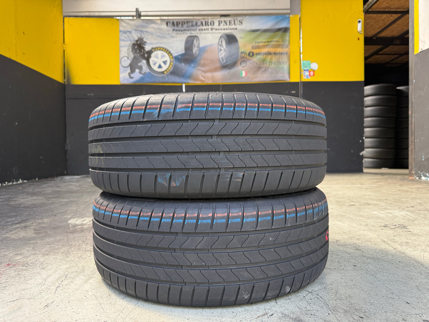 Usato: 2 Pneumatici Bridgestone Turanza 6 215/45R20 95H XL Enliten Estivi 90% Residui