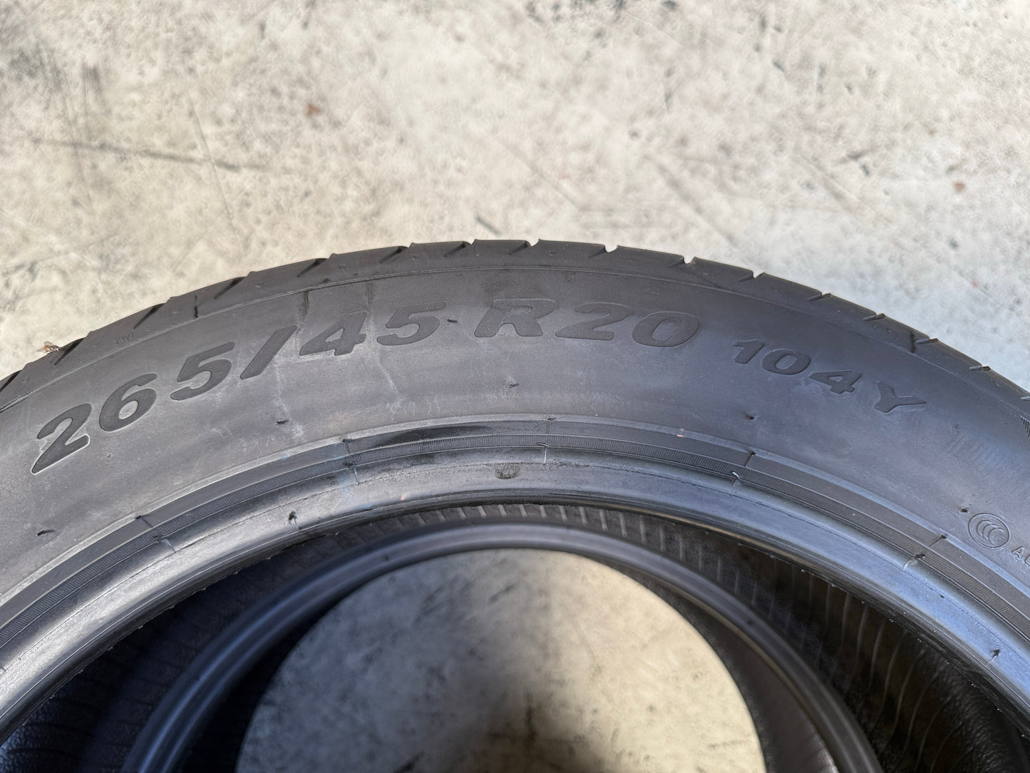 Usato: 2 Pneumatici Pirelli P Zero 265/45R20 104Y N0 Estivi 85% Residui