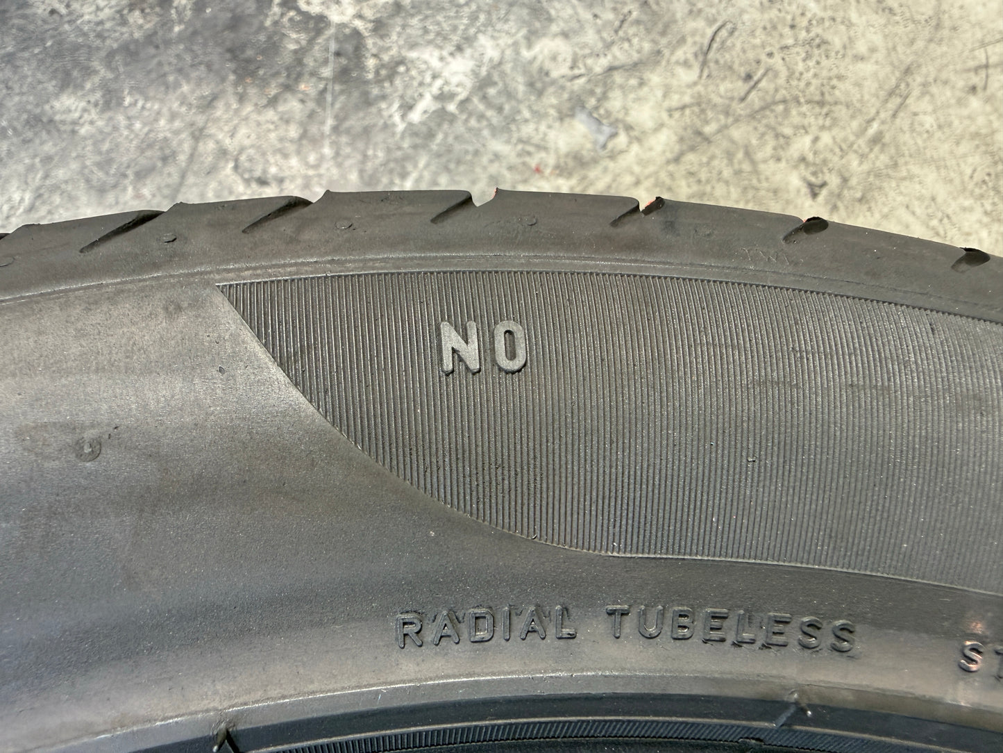Usato: 2 Pneumatici Pirelli P Zero 265/45R20 104Y N0 Estivi 85% Residui
