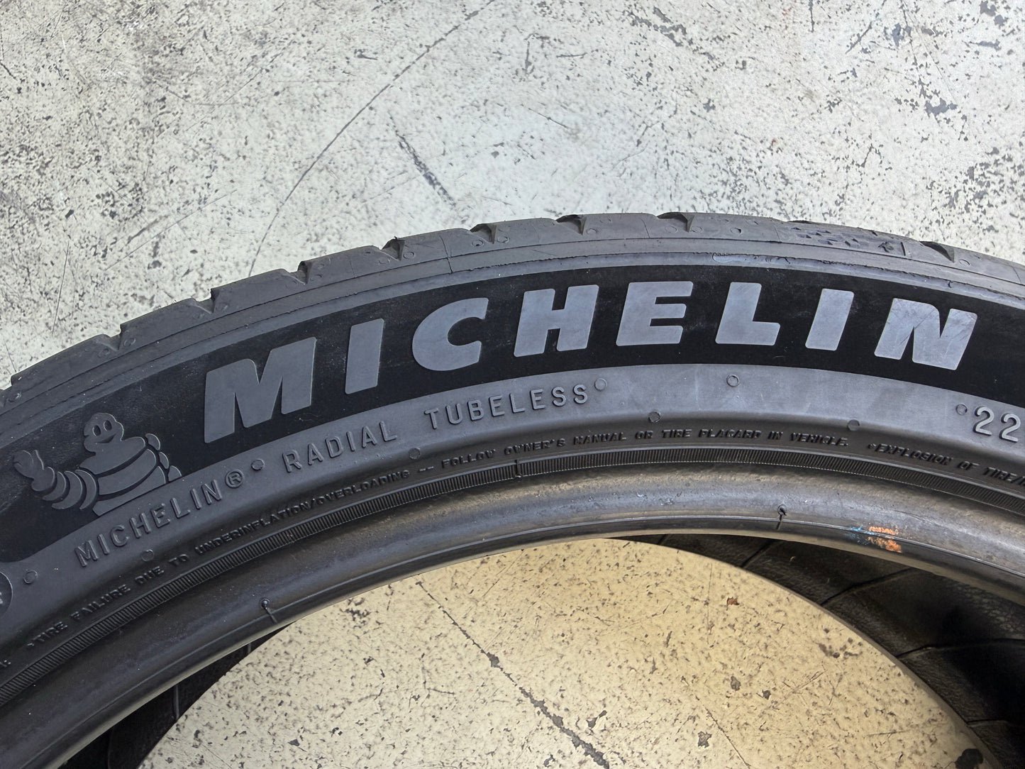 Usato: 4 Pneumatici Michelin Pilot Sport 5 225/45R19 96Y XL Estivi 85% Residui