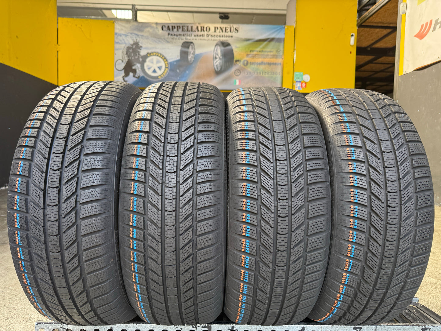 Usato: 4 Gomme 225/55R18 102V XL Continental Invernali 95/99% residui