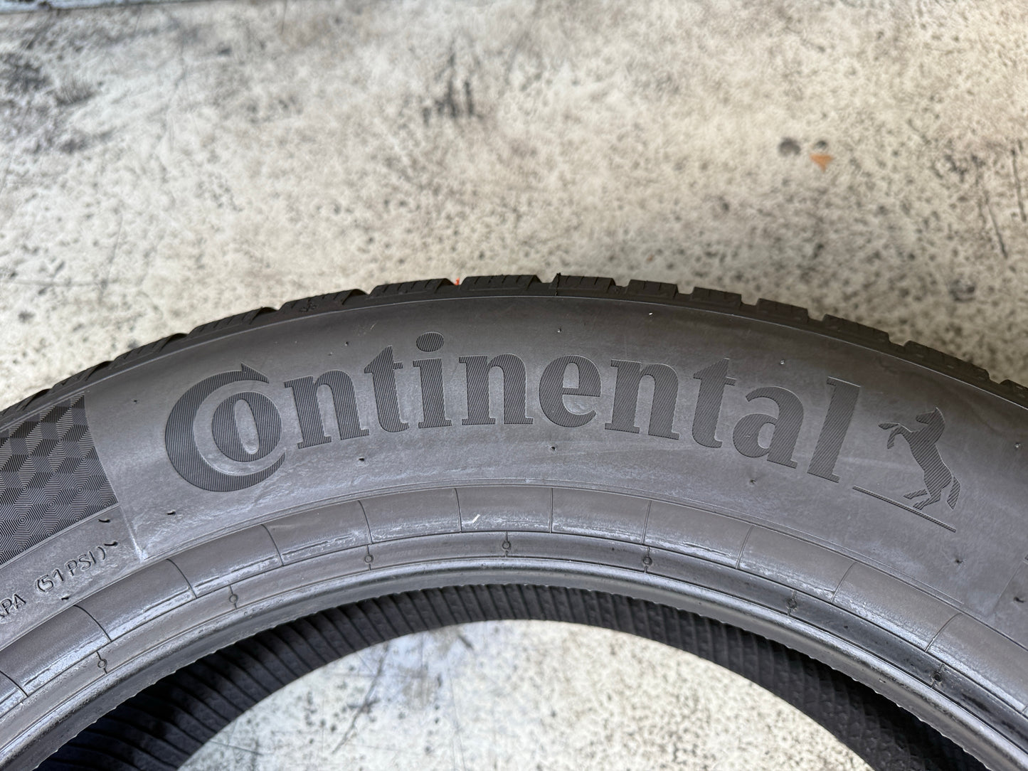 Usato: 4 Gomme 225/55R18 102V XL Continental Invernali 95/99% residui