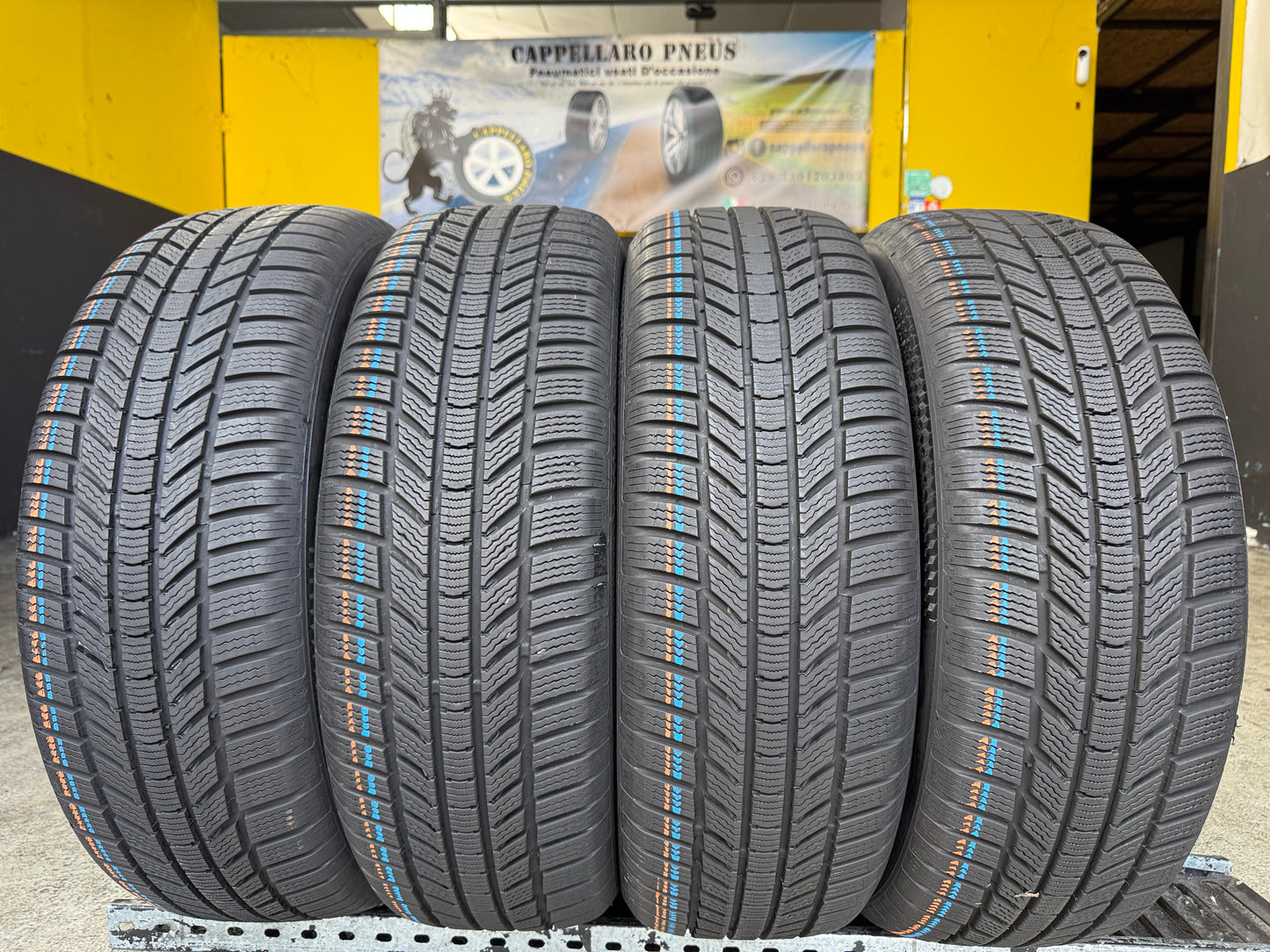Usato: 4 Gomme 225/60R18 104V XL Continental Invernali 95/99% residui