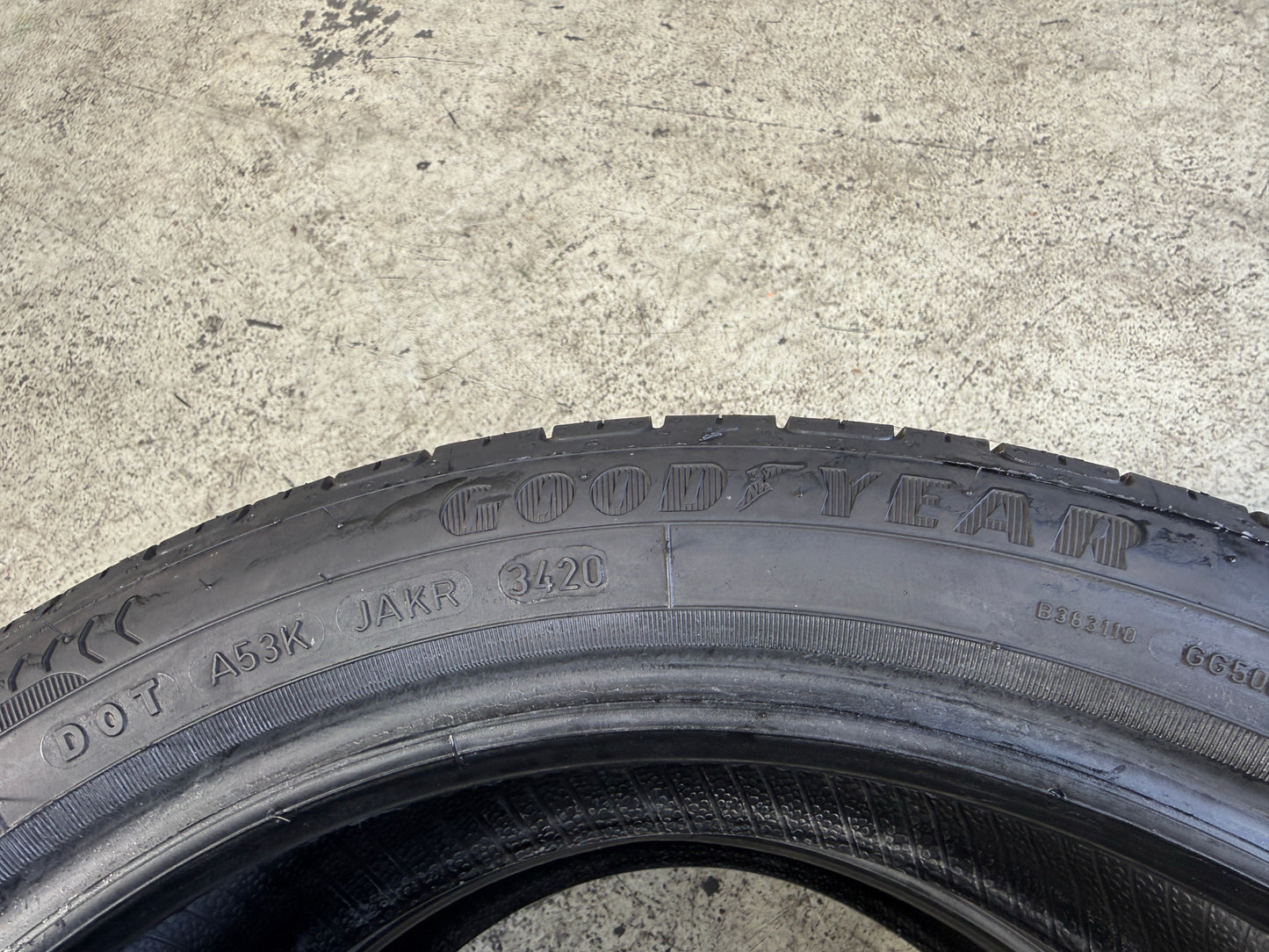 Usato: 1 Gomma 195/45R16 84V XL Goodyear Estive 85% residui