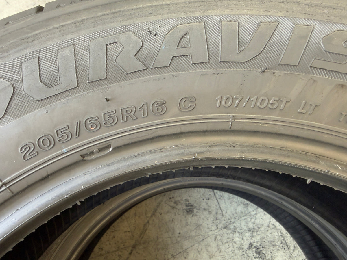 Usato: 2 Pneumatici Bridgestone Duravis R660 Eco 205/65R16C 107/105T Estivi 85% Residui