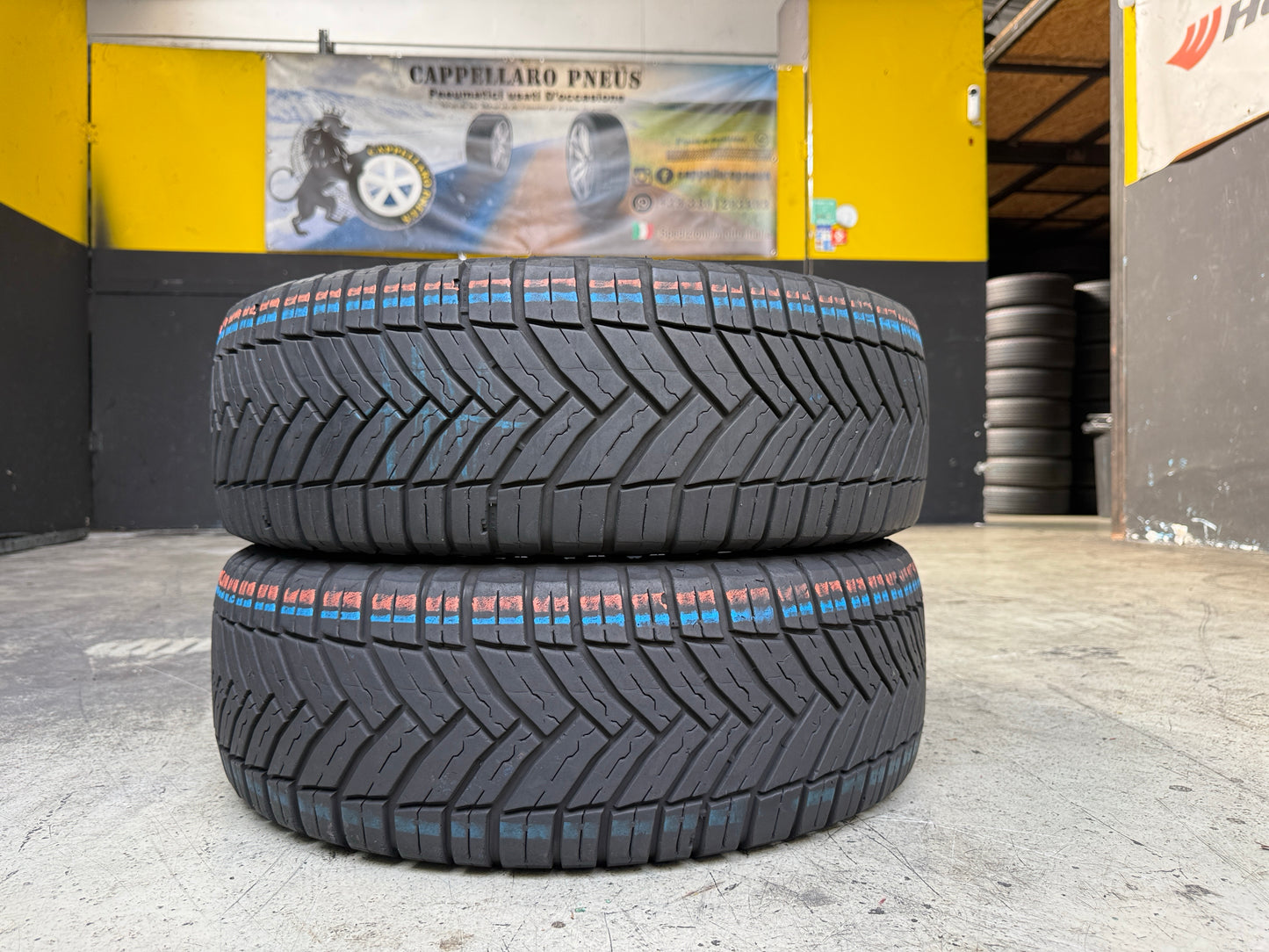 Usato: 2 Pneumatici Michelin Agilis CrossClimate 215/70R15C 109/107R 8PR 4 Stagioni 90% Residui