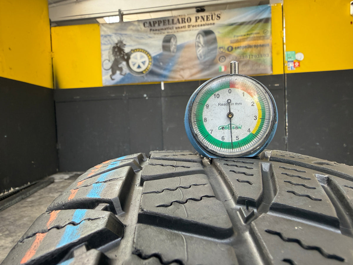Usato: 2 Pneumatici Michelin Latitude Cross 215/65R16 102H XL Estivi M+S 75% Residui