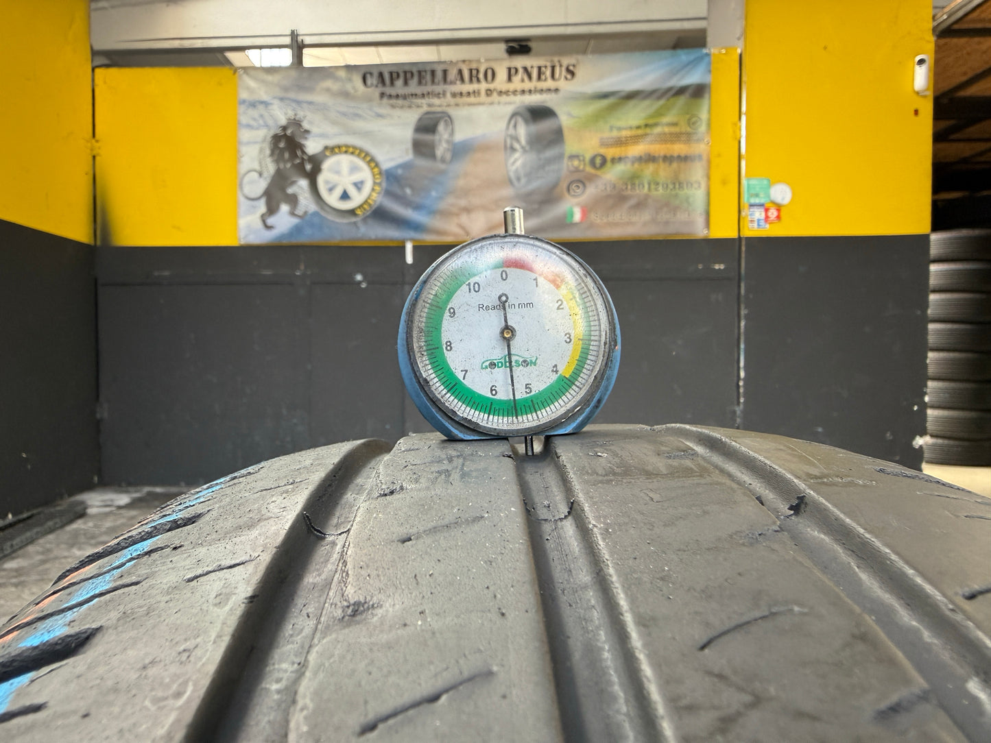 Usato: 2 Pneumatici Hankook Vantra LT 225/65R16C 112/110R Estivi 75% Residui