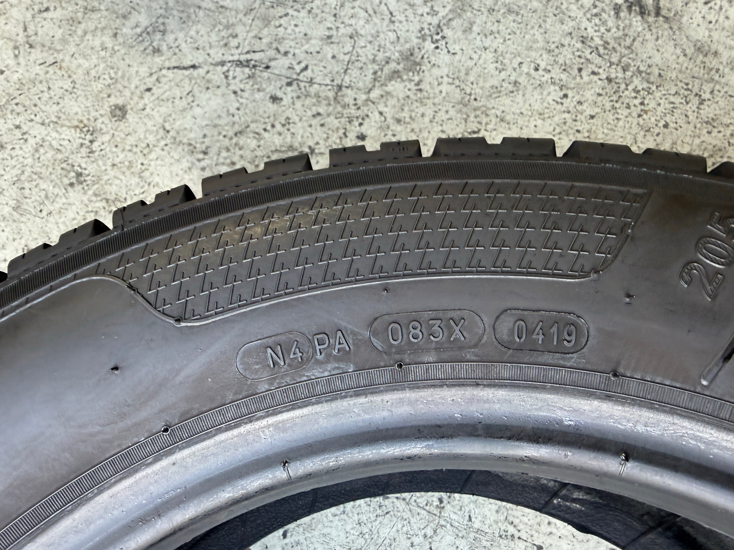Usato: 4 Gomme 205/65R15C 102/100T Kleber 4 Stagioni 90% residui