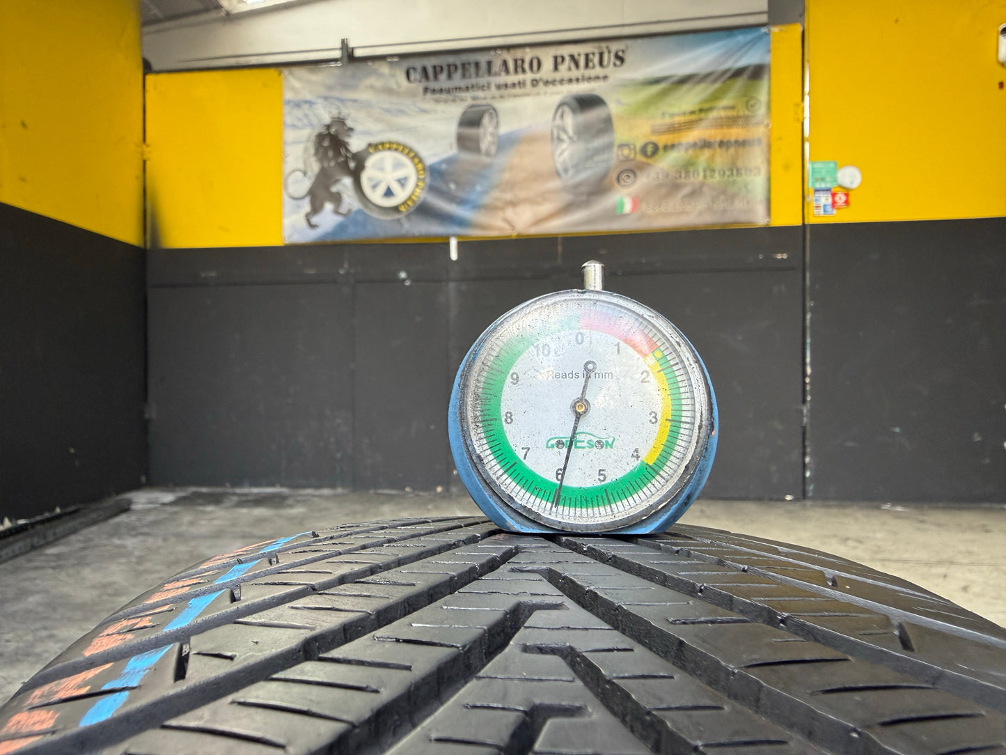 Usato: 2 Pneumatici Kumho Solus 4S HA32 175/55R15 77T 4 Stagioni 90% Residui