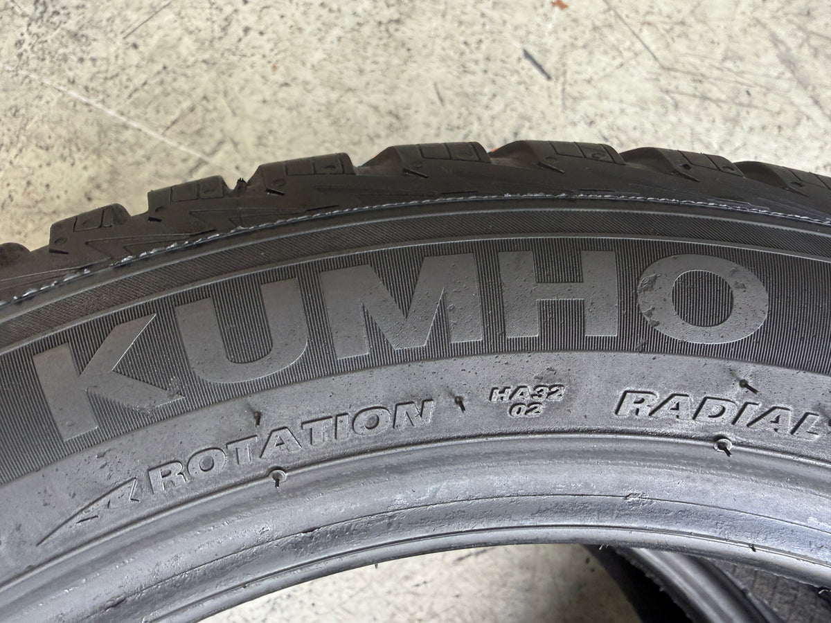 Usato: 2 Pneumatici Kumho Solus 4S HA32 175/55R15 77T 4 Stagioni 90% Residui