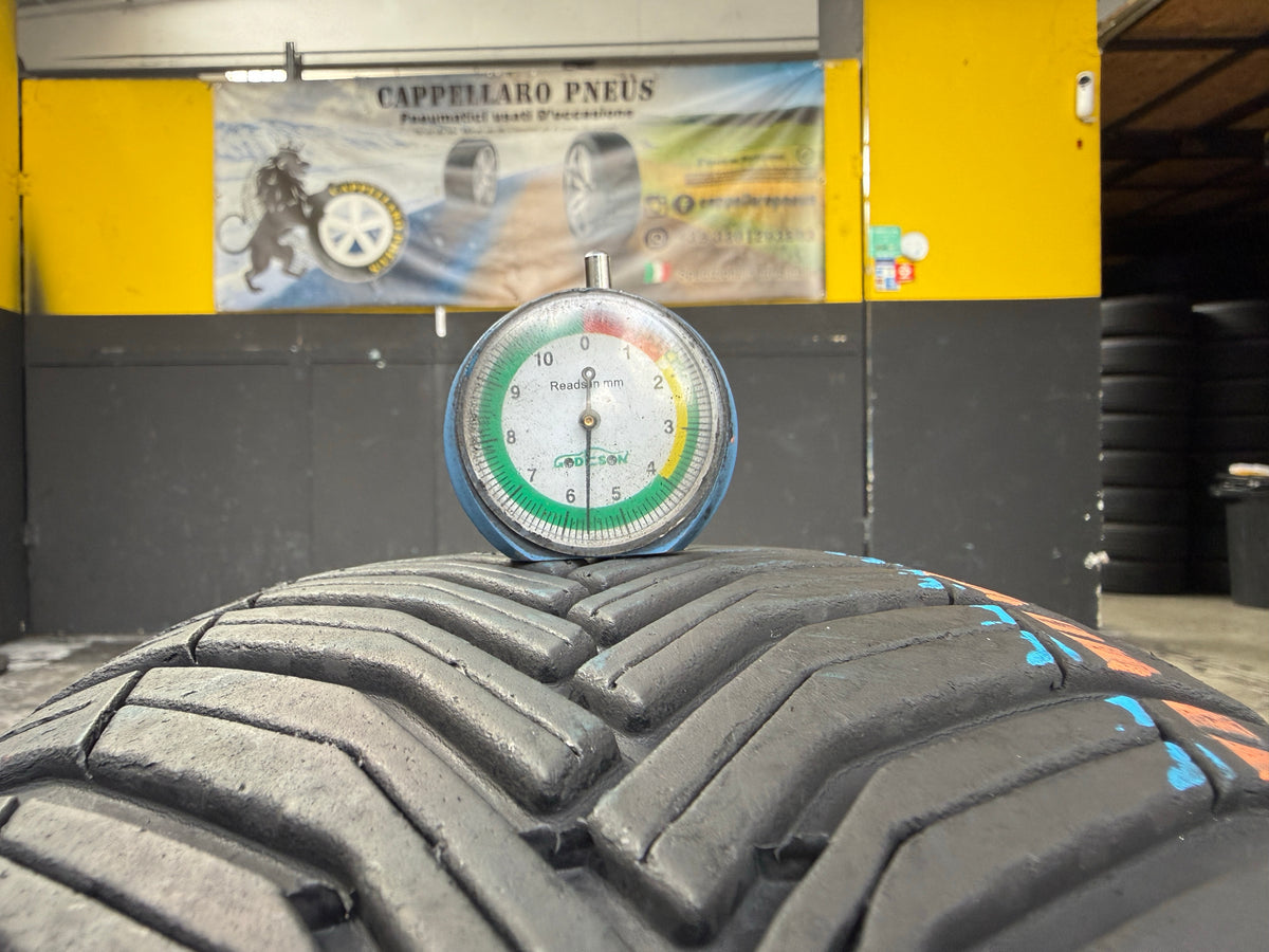 Usato: 2 Pneumatici Michelin CrossClimate 2 205/55R16 91H 4 Stagioni 85% Residui
