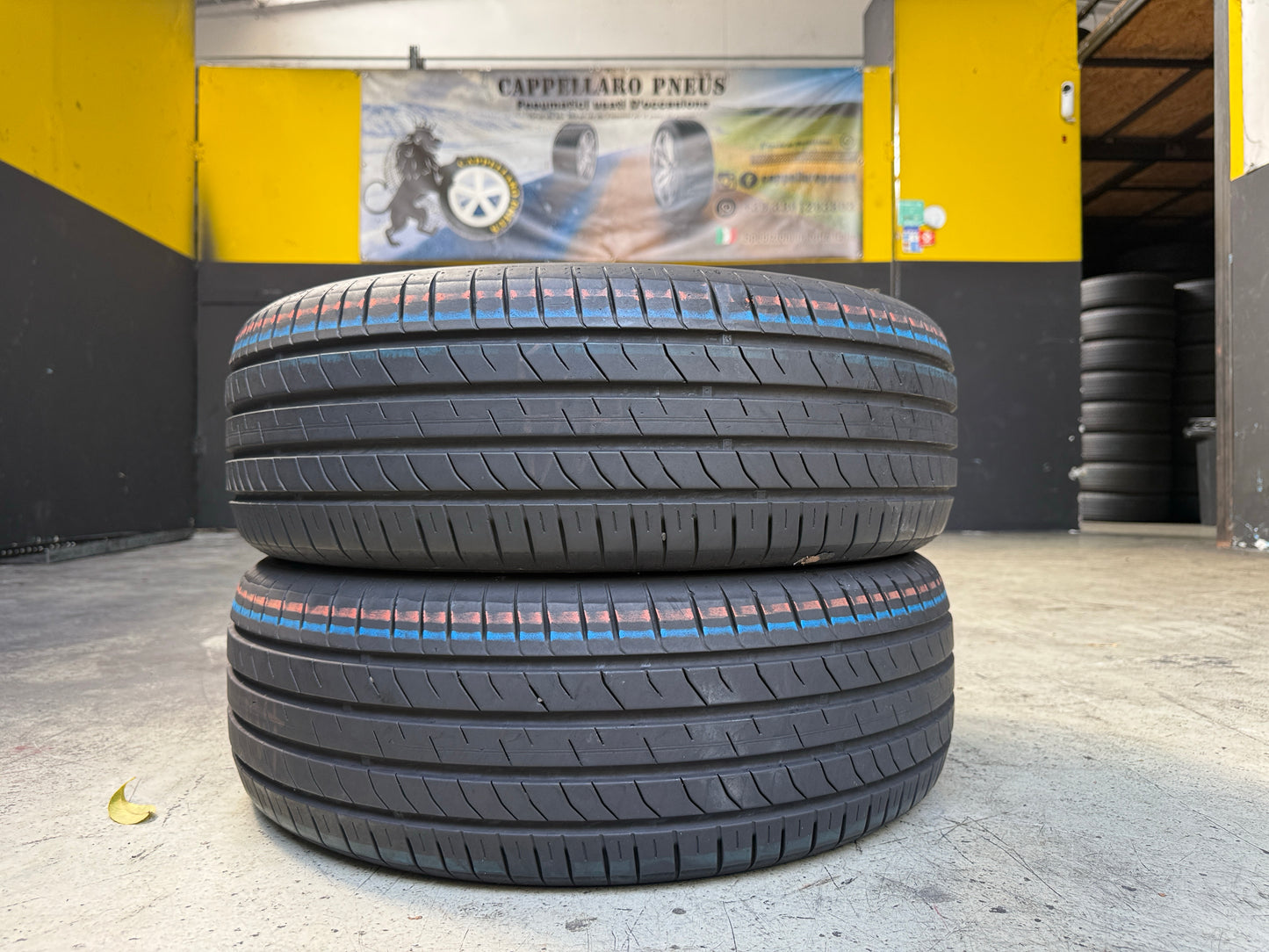 Usato: 2 Pneumatici Nexen N'Fera Primus SU1 Plus 205/60R16 96H XL Estivi 90% Residui