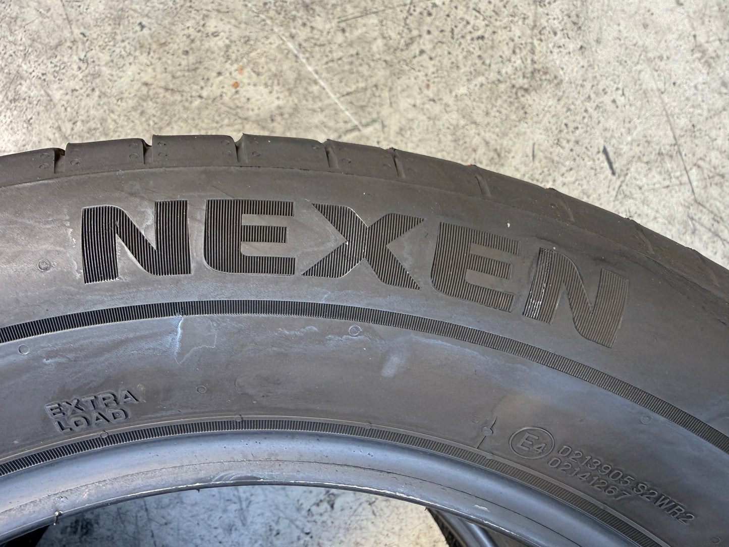 Usato: 2 Pneumatici Nexen N'Fera Primus SU1 Plus 205/60R16 96H XL Estivi 90% Residui