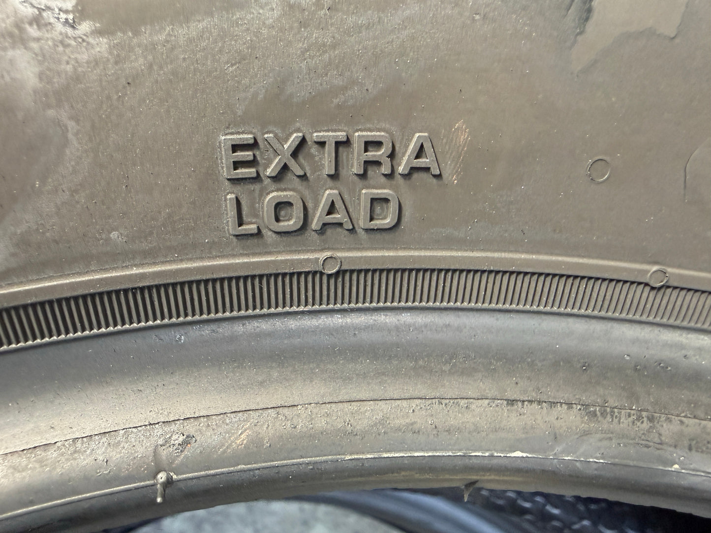 Usato: 2 Pneumatici Nexen N'Fera Primus SU1 Plus 205/60R16 96H XL Estivi 90% Residui