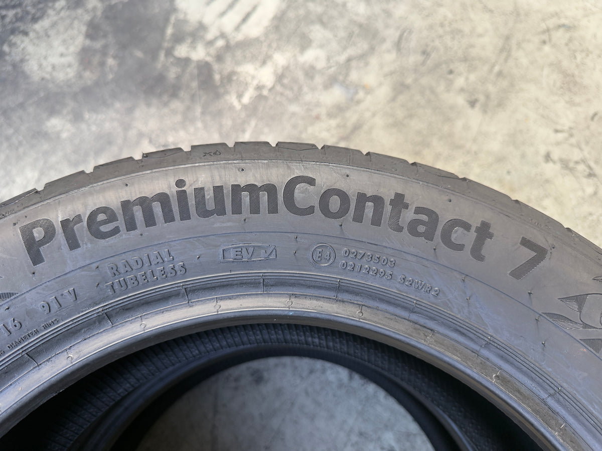 Usato: 2 Pneumatici Continental PremiumContact 7 205/55R16 91V Estivi 90% Residui