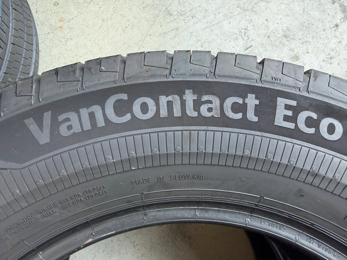Usato: 4 Pneumatici Continental VanContact Eco 235/65R16C 115/113R Estivi 90% Residui