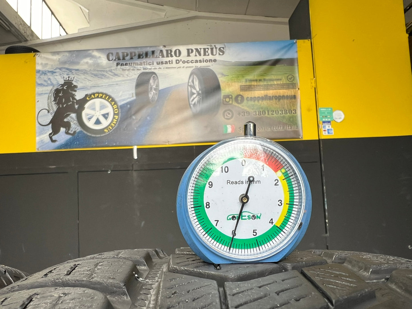 Usato: 4 Gomme 235/55R19 105H XL Pirelli invernali 80% residui