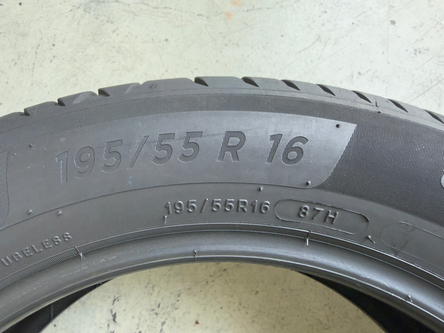 Usato: 4 Pneumatici Michelin Primacy 4 195/55R16 87H Estivi 90% Residui