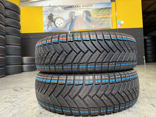 Usato: 2 Gomme 205/75R16 C 110/108R Michelin 4 Stagioni 98% residui