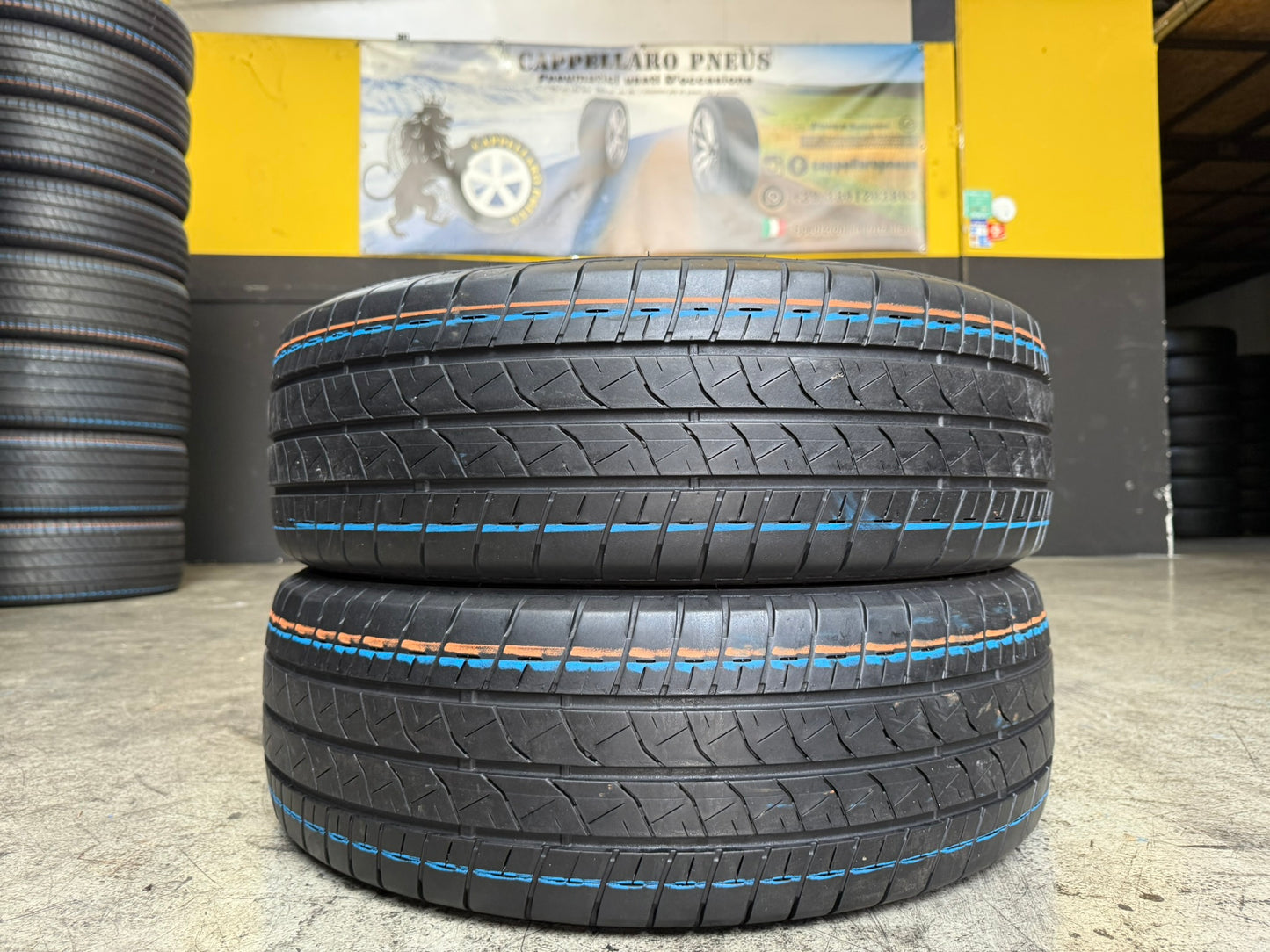 Usato: 2 Gomme 215/60R17 C 109/107T Bridgestone Estive 80% residui